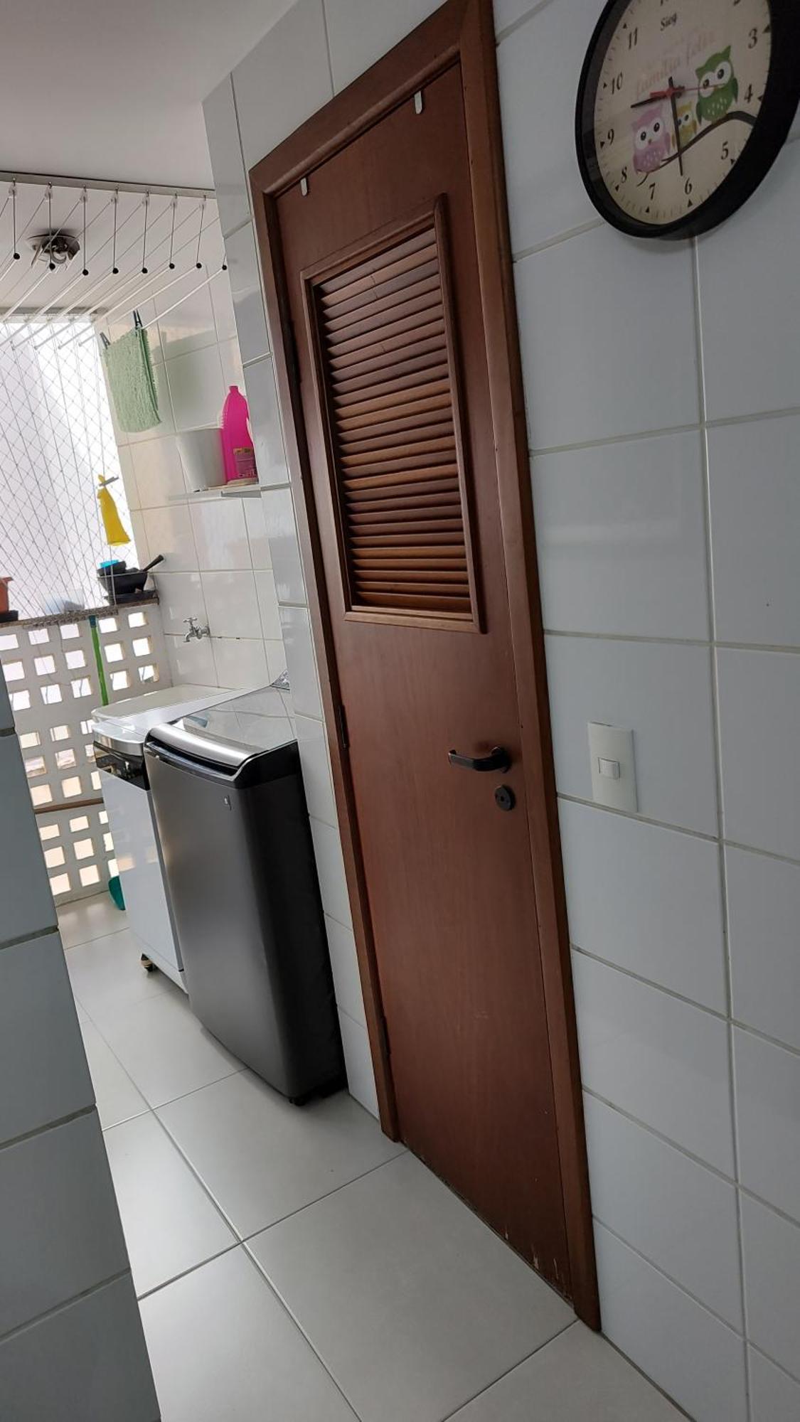 Hostel For One Com Quarto De Solteiro E Banheiro Privativos Vitória Eksteriør billede